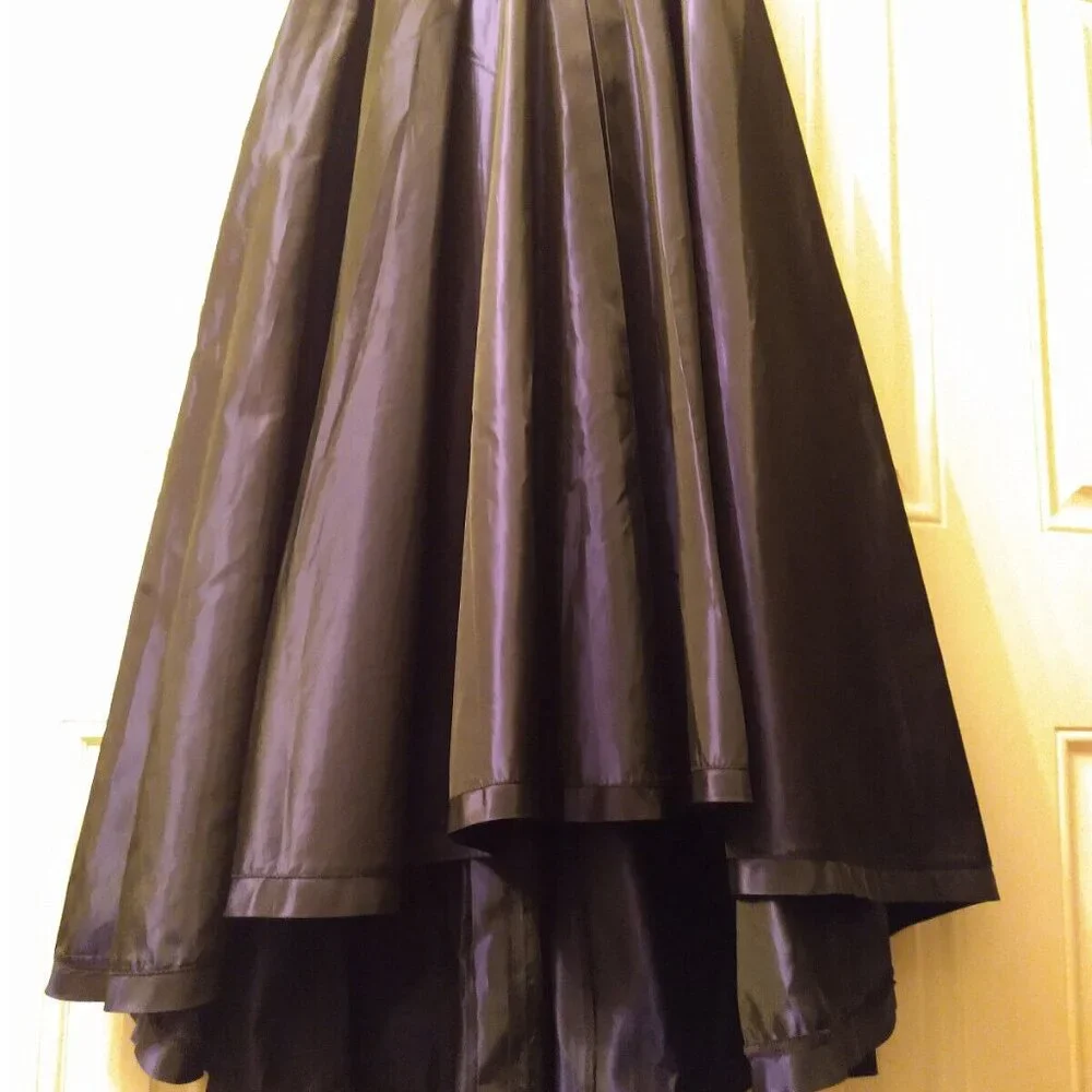 SOLD! Gigi Clark, Gorgeous Iridescent Purple Full Circle Maxi Skirt - Picture 4 of 16